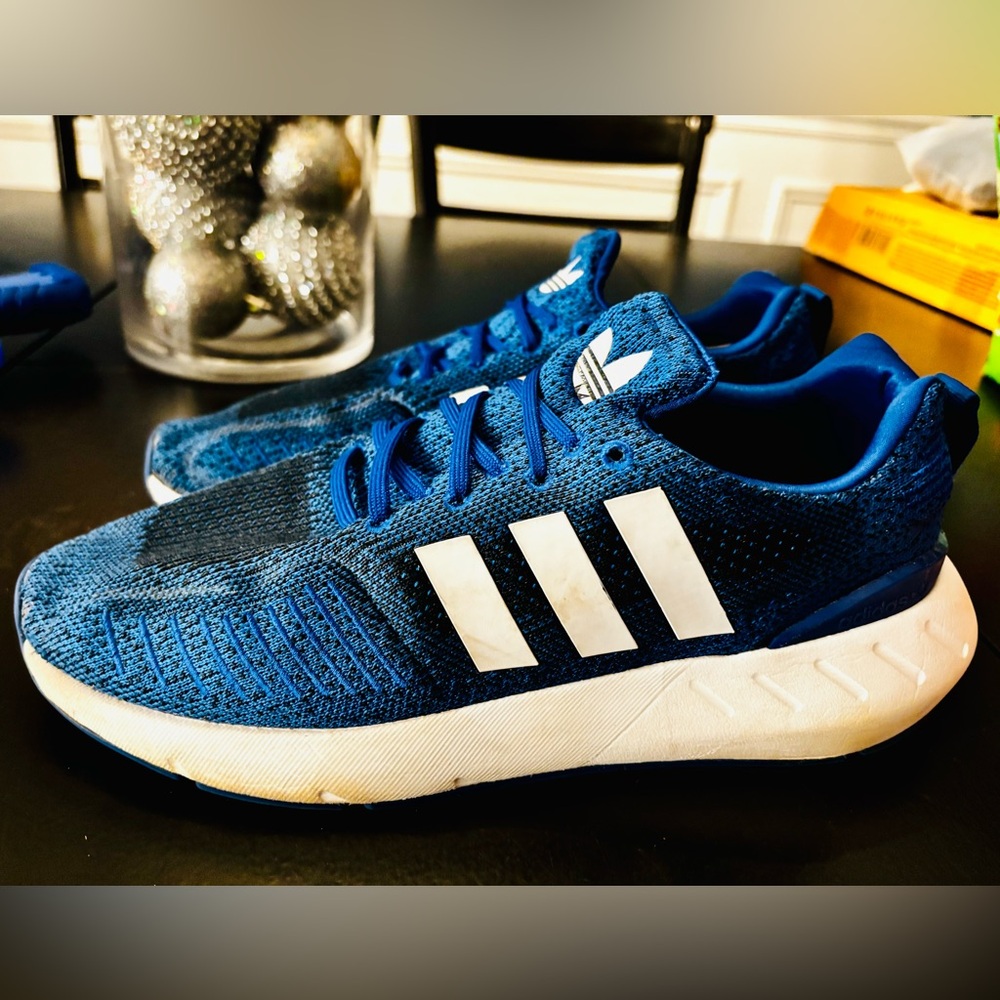 Men’s size 9 Adidas shoes